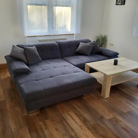 Apartment Ferienwohnung Mostheuriger Leo-hof Eva Reichenau an der Rax